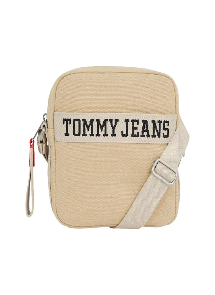 TOMMY JEANS RETRO REPORTER BAG