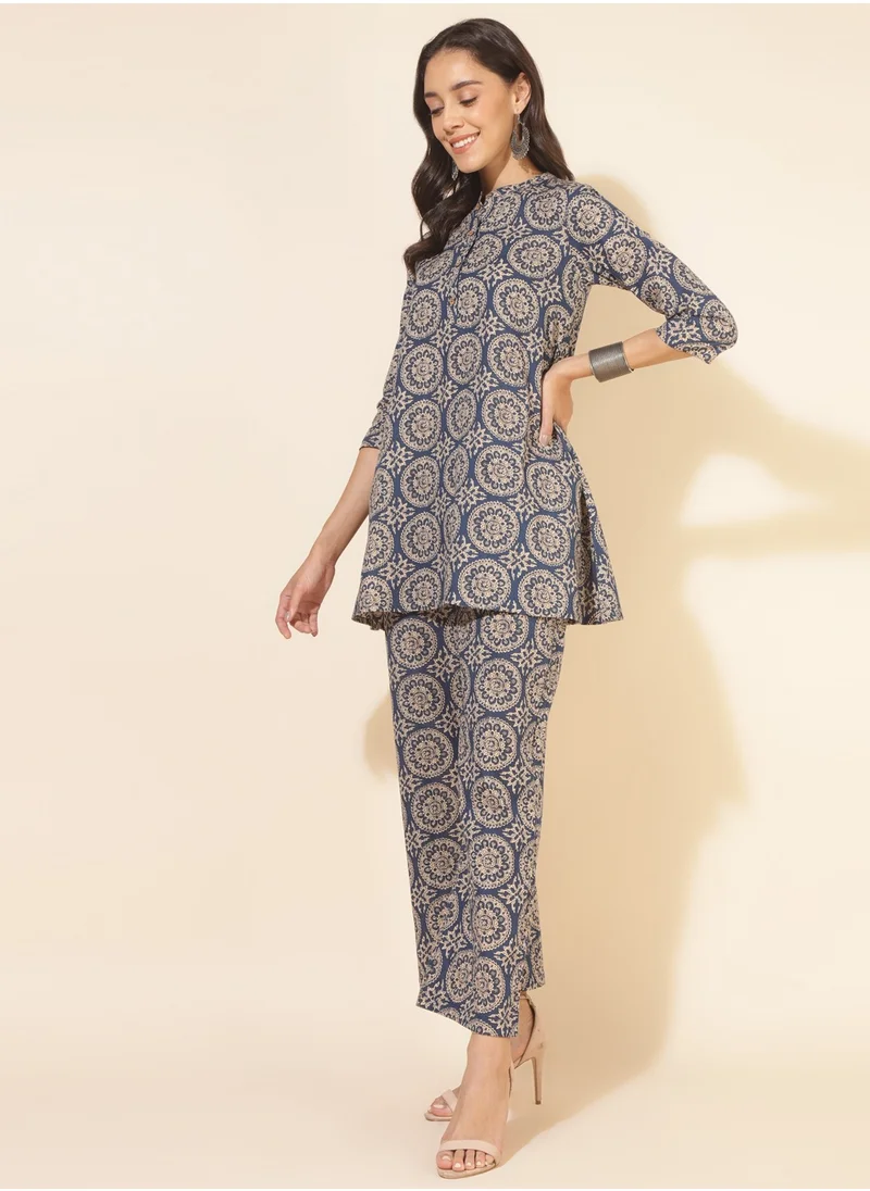 كولابا Blue Cotton Printed Kurti And Pant Set