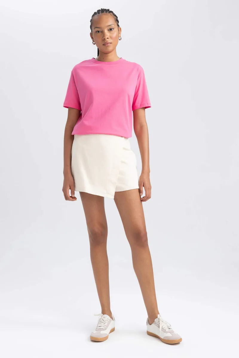 ديفاكتو Regular Fit Short Sleeve T-Shirt