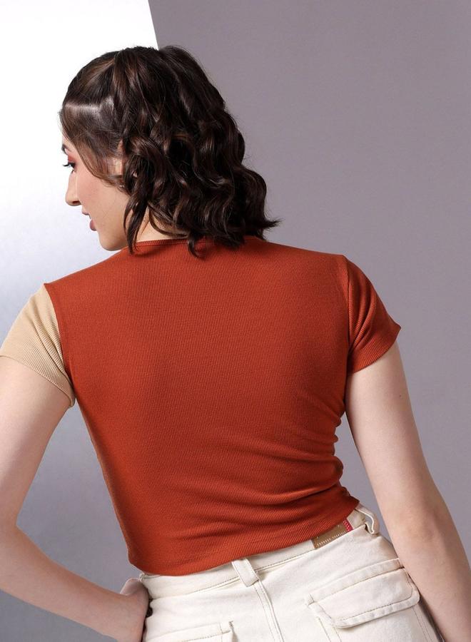 مرفوعة بلوزة قصيرة بنمط كُتل الألوان - Image 5