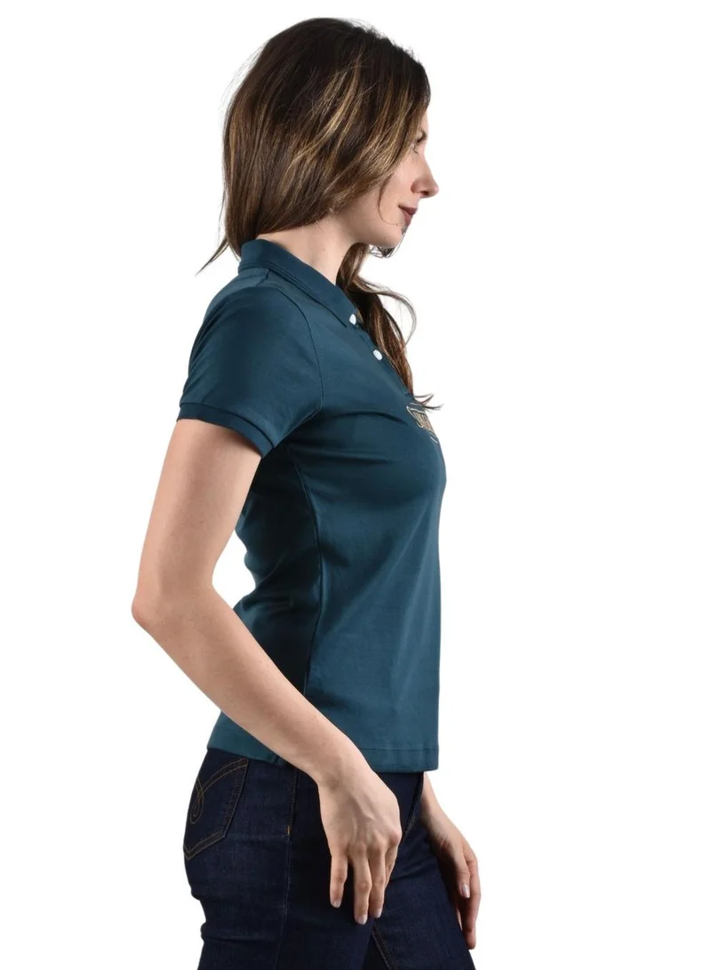جيوردانو قميص بولو نسائي بقصّة Slim Fit مطرز بخطوط جريئة (لمسة سائلة)