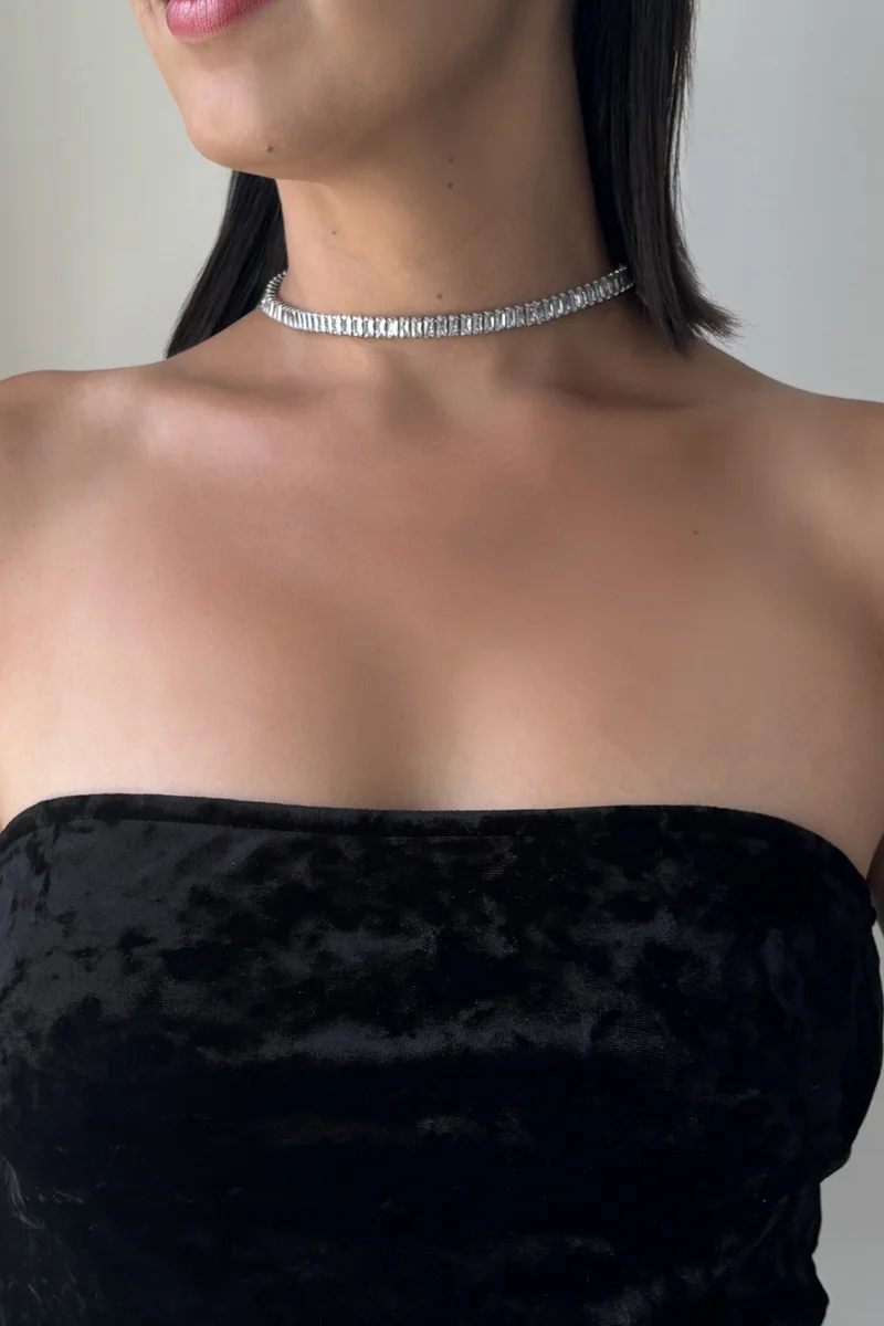 هزمير جولري قلادة تشوكر كلاسيكية بلمسة ألماس باغيت