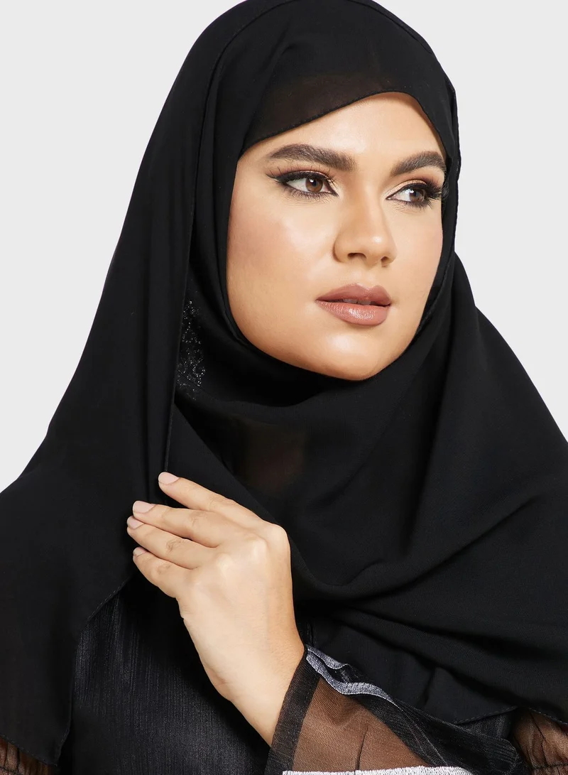 خزانة عباية باكمام منفوشة