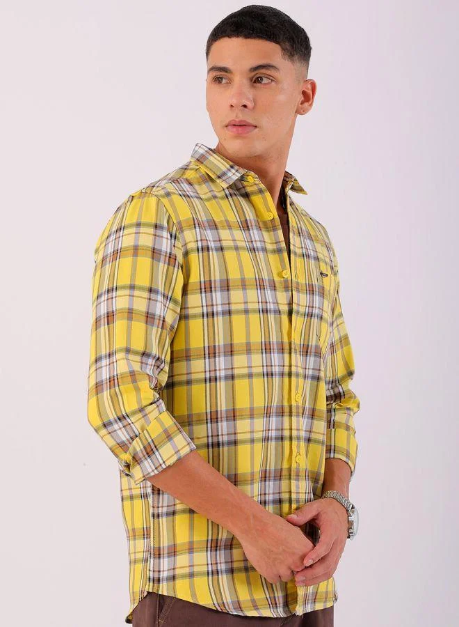 شركة المرآب الهندية Men Slim Fit Checkered Full Sleeves Cutaway Collar Casual Shirt