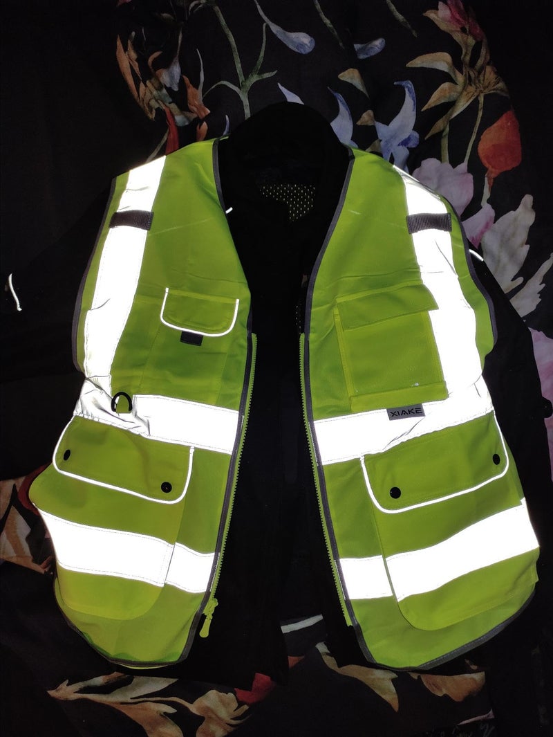 XIAKE 8 Pockets High Visibility Class 2 Reflective Safety Vest for Men & Women Meets ANSI Standards(Large,Yellow) - Image 2