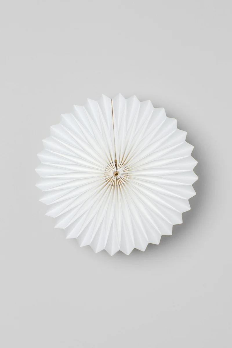 اتش اند ام غطاء مصباح صغير من الورق