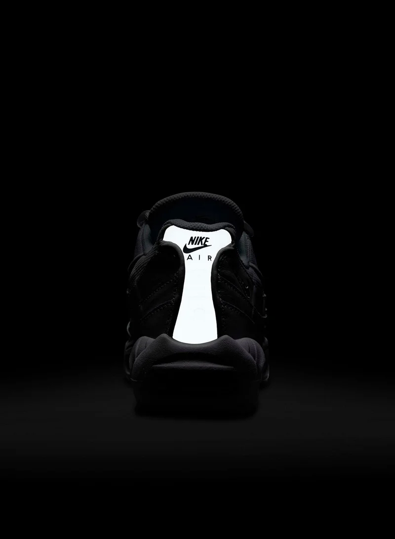 نايكي حذاء اير ماكس 95 ايسنشال حذاء للرجال