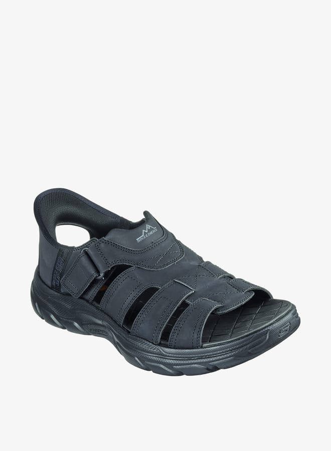 سكيتشرز صنادل رجالية بتفاصيل شعار وإغلاق بشريط لاصق - Image 2