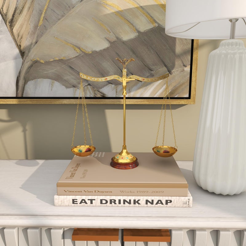 Deco 79 ديكو 79 موازين زخرفية معدنية صغيرة على الطراز العتيق مع لمسات زهرية حمراء وخضراء، 12" × 4" × 12"، ذهبي - Image 2