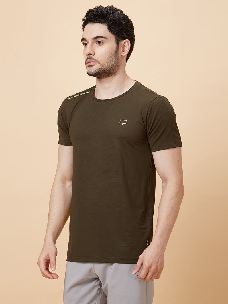 ROAR FOR GOOD تي شيرت رياضي سريع الجفاف للرجال | خفيف الوزن وقابل للتنفس بتصميم ياقة دائرية للجيم والجري | ملابس نشطة تمتص الرطوبة للتمارين والتدريب واللياقة البدنية - Image 5