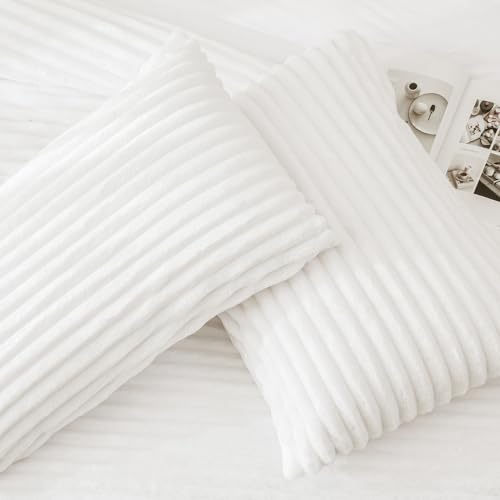 Andency Fluffy King Size Comforter Set, Super Soft White Comforter King Size, Winter Warm Fleece Faux Fur Bedding Set, Luxury Plush Fuzzy Bed Set 3 Pieces (1 Shaggy Comforter, 2 Pillowcases) - Image 5