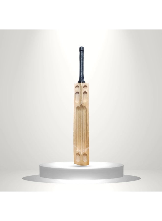 MRF Champion Kashmir Willow Scoop Cricket Bat Short Handle Light Weight 920-939g - Image 2