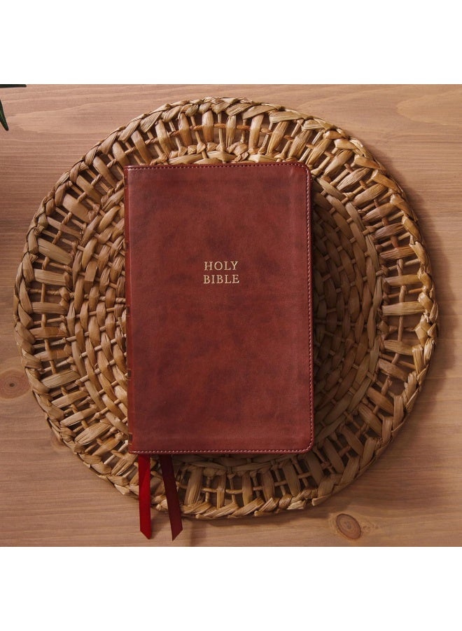 NKJV, Single-Column Reference Bible, Verse-by-verse, Brown Leathersoft, Red Letter, Comfort Print - Image 2