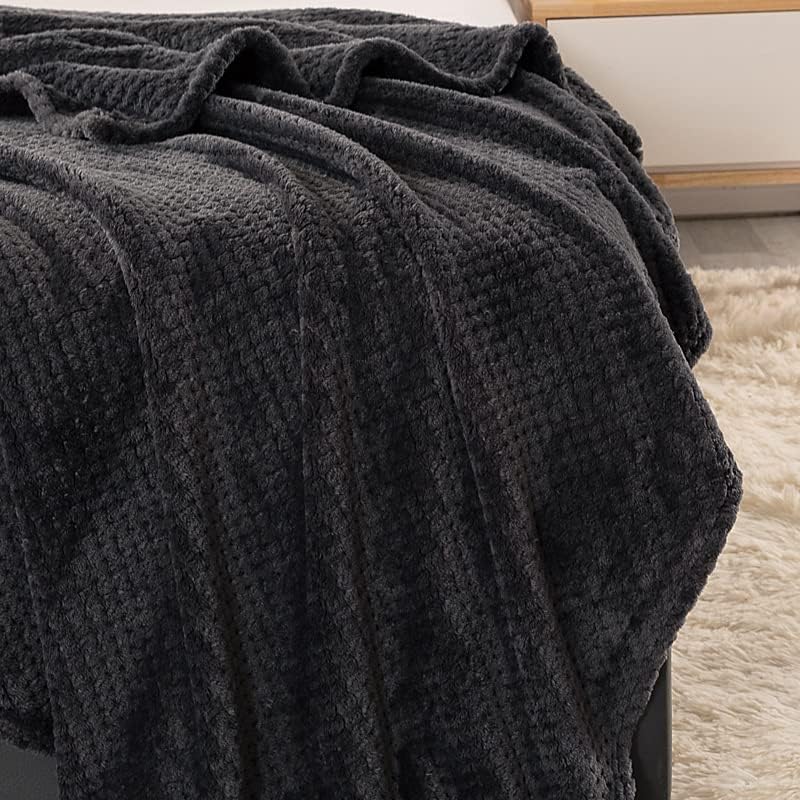VIDSID Plush blanket, Super Soft and Warm 100 * 150cm Throw Blanket for Couch, Cozy, Fuzzy and Lightweight (Grey 100 * 150cm) - Image 5
