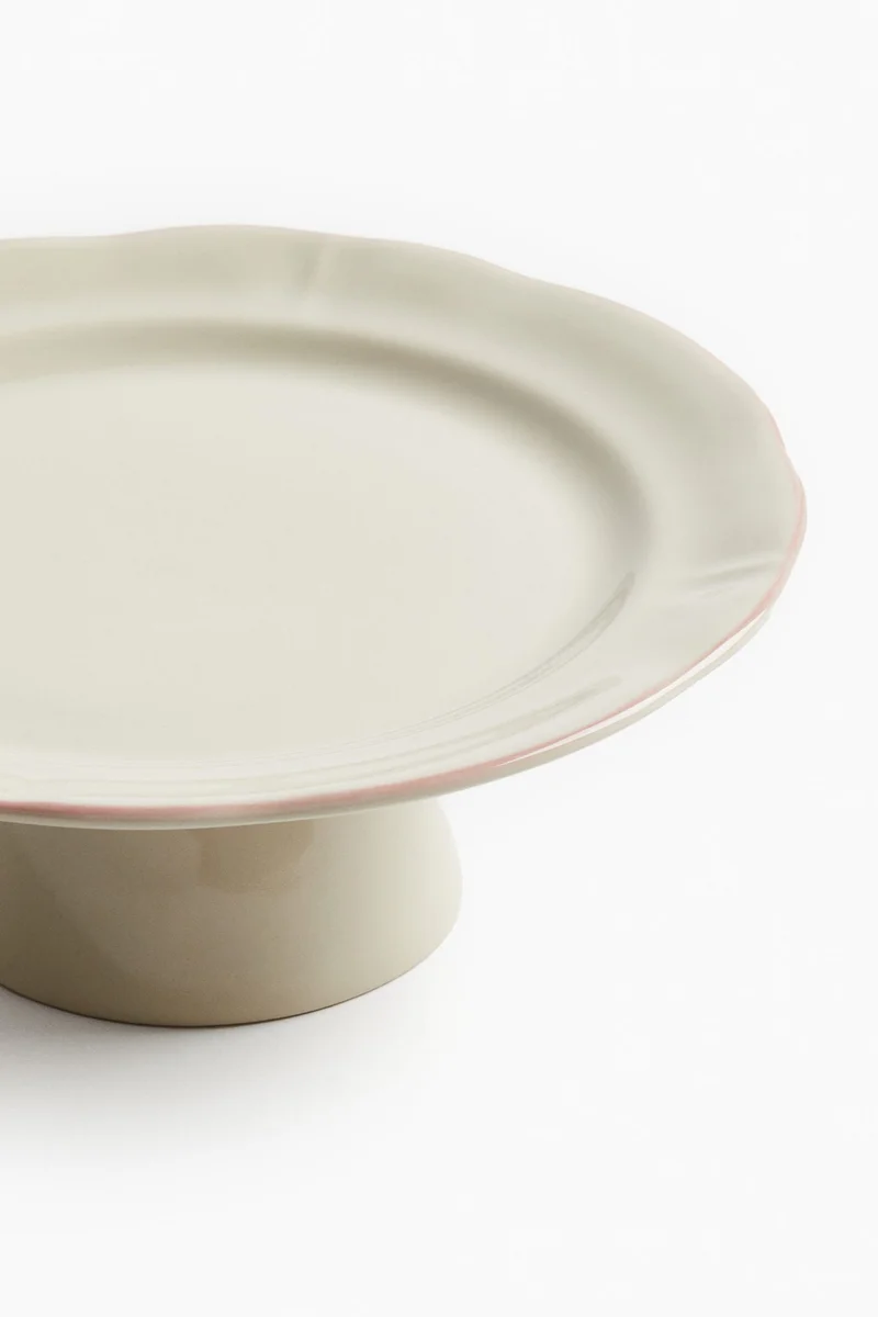 اتش اند ام حامل كيك من الفخار بحجم صغير