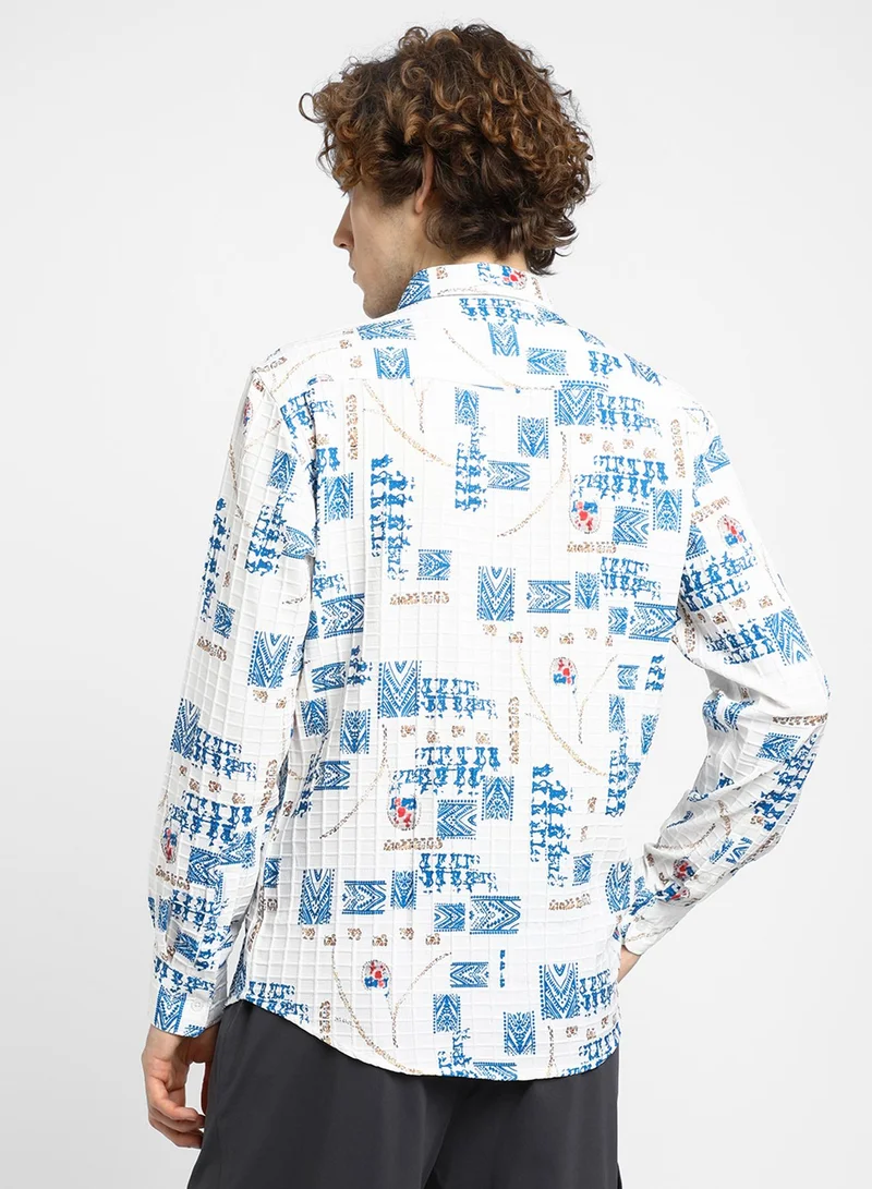 Campus Sutra Men's Ivory White Folk-Waffle Shirt