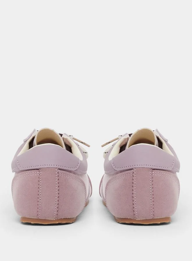 Styli Styli Classic Dual Tone Lace-Up Sneakers