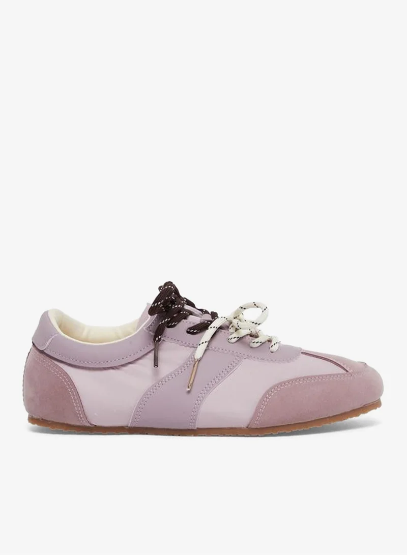 Styli Classic Dual Tone Lace-Up Sneakers