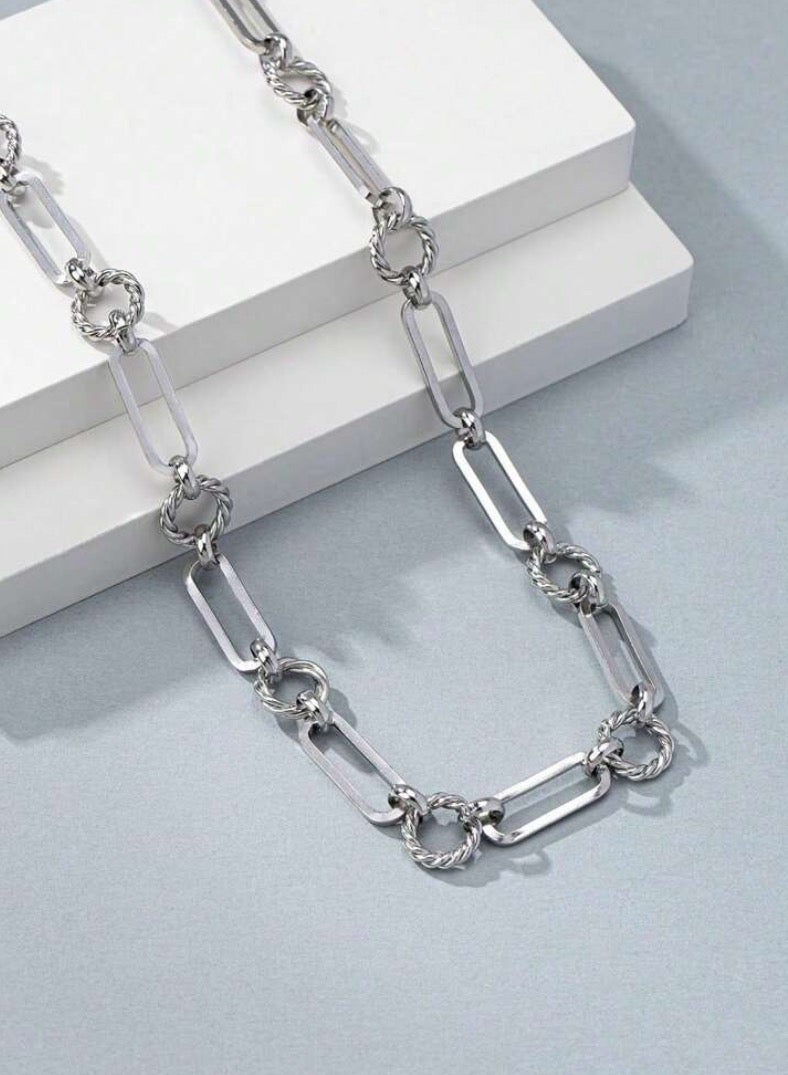 JewelryLand Elegant Stainless Steel Necklace For Men - Image 3