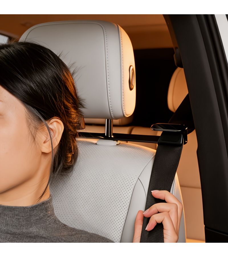Black Car Seat Belt Guides For Easy Pulling And Safe Driving - Image 3
