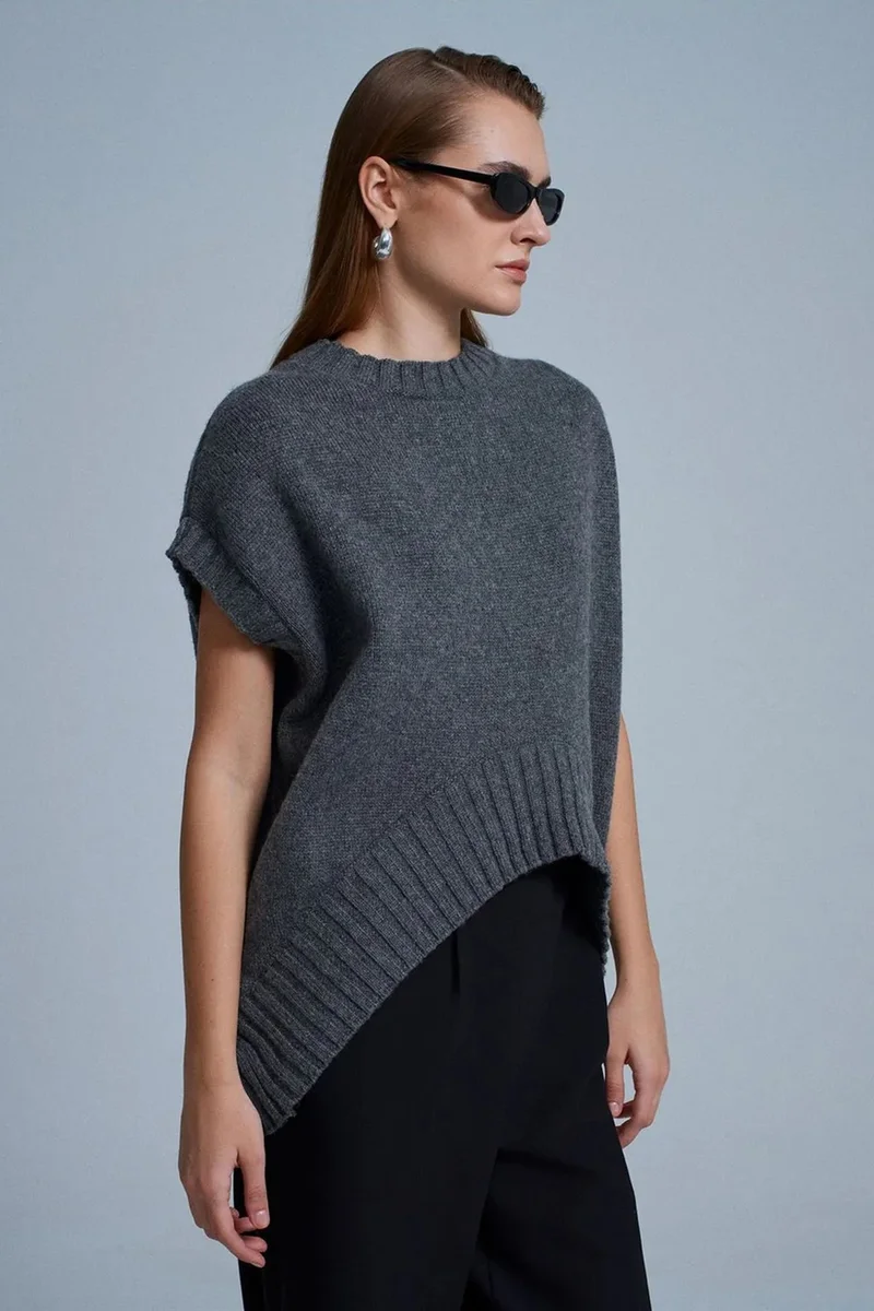 Dilvin Charcoal Grey DILVIN Oversized Ribbed Knit Sweater Vest for Women | Best Price UAE