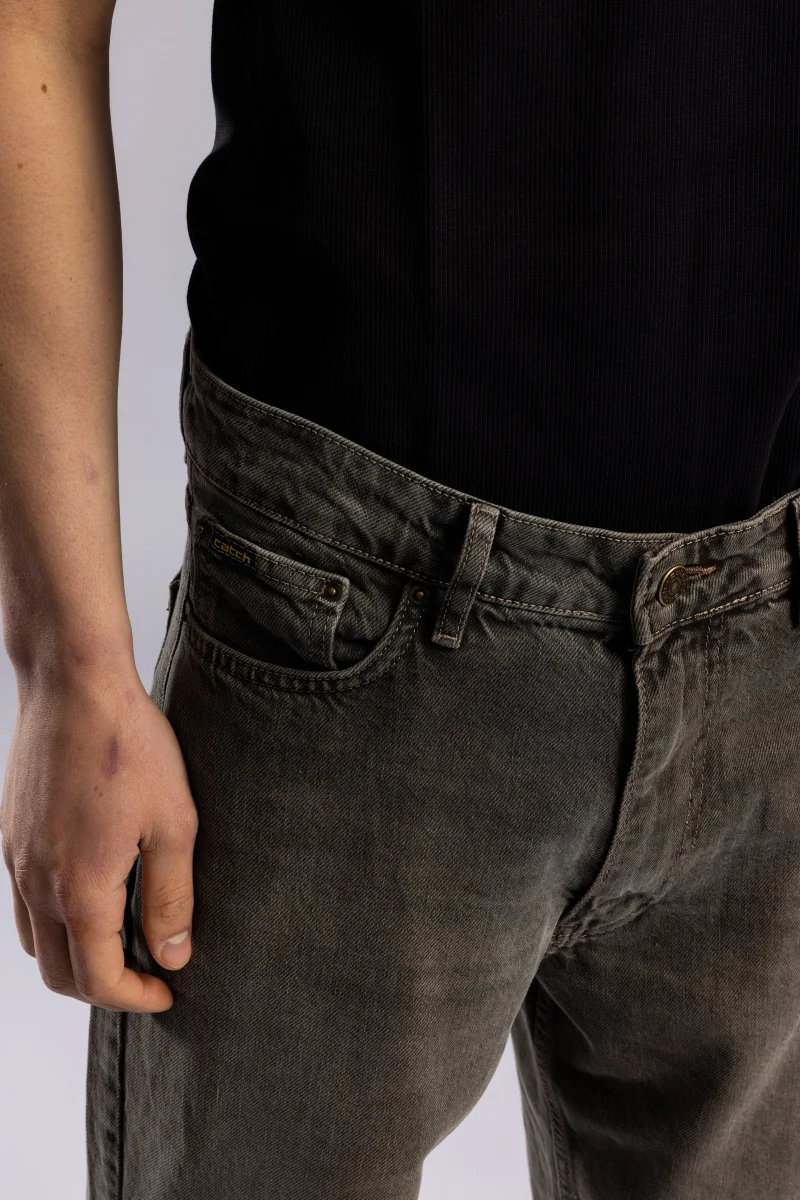 كاتش بنطلون جينز فضفاض مغسول