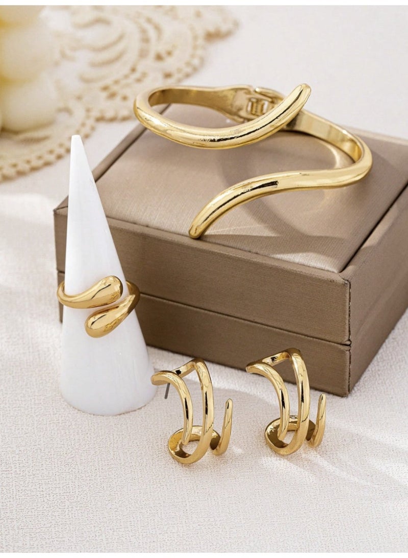 مجموعة إكسسورات فاخرة مكونة من أربع قطع (سوار + خواتم + أقراط + قلادة) بتصميم قطرة الدمع باللون الذهبي المطفي - Image 3