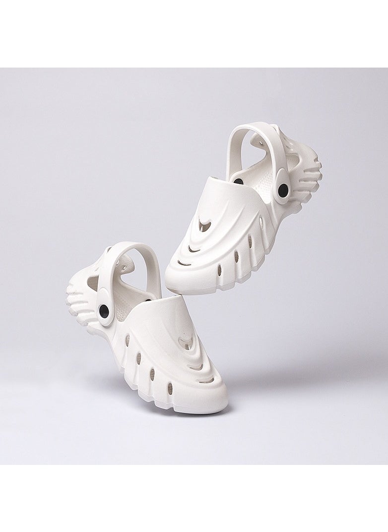 KUYING New Fashion Hole Sandals  - Image 2