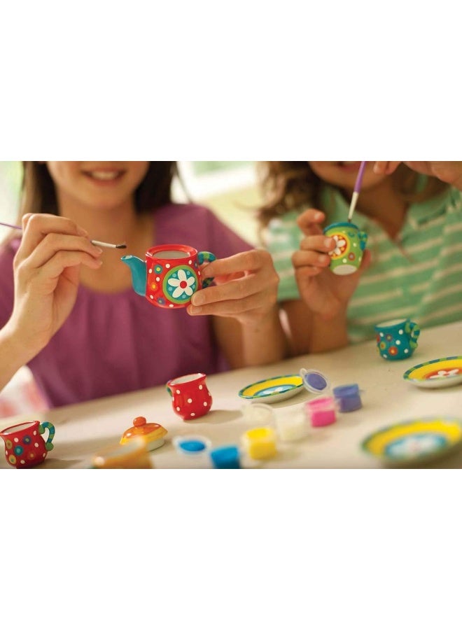 4m طقم شاي 4M - مجموعة رسم وطلاء طقم شاي سيراميك مصغر للأطفال من عمر 8 سنوات فما فوق | تشمل أكواب، صحون، إبريق شاي، جرة حليب، وعاء سكر، ألوان وفرشاة | حرفة إبداعية ولعب | النموذج 00-04541 - Image 3