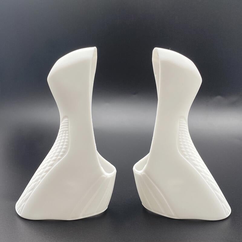 Generic Claris R2000 R3000 Silicone Cover Gear Shifter White hand change set a pair of NEW applicable R2000/SORAR3000 