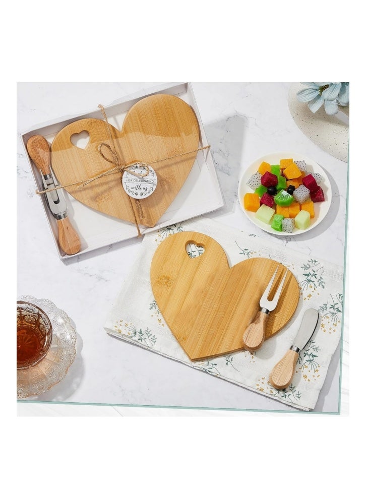 كانشويسي لوح جبن على شكل قلب من الخيزران مع سكاكين جبن – مجموعة هدية لوح جبن صغيرة مثالية كهدايا الزفاف والعيد ورمضان والمناسبات المنزلية وهدايا الضيوف (قطعتان) - Image 4