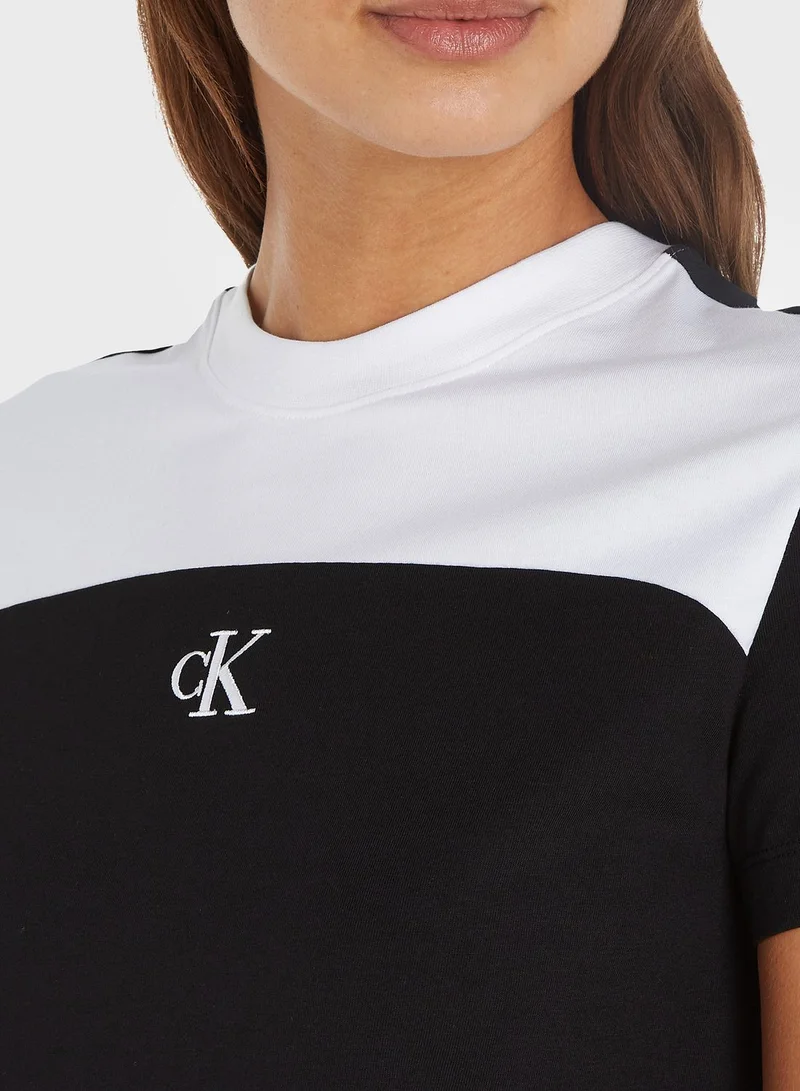 Calvin Klein Jeans Crew Neck Color Block Logo T-Shirt