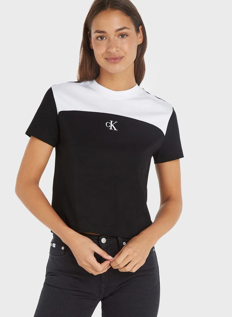 Calvin Klein Jeans Crew Neck Color Block Logo T-Shirt