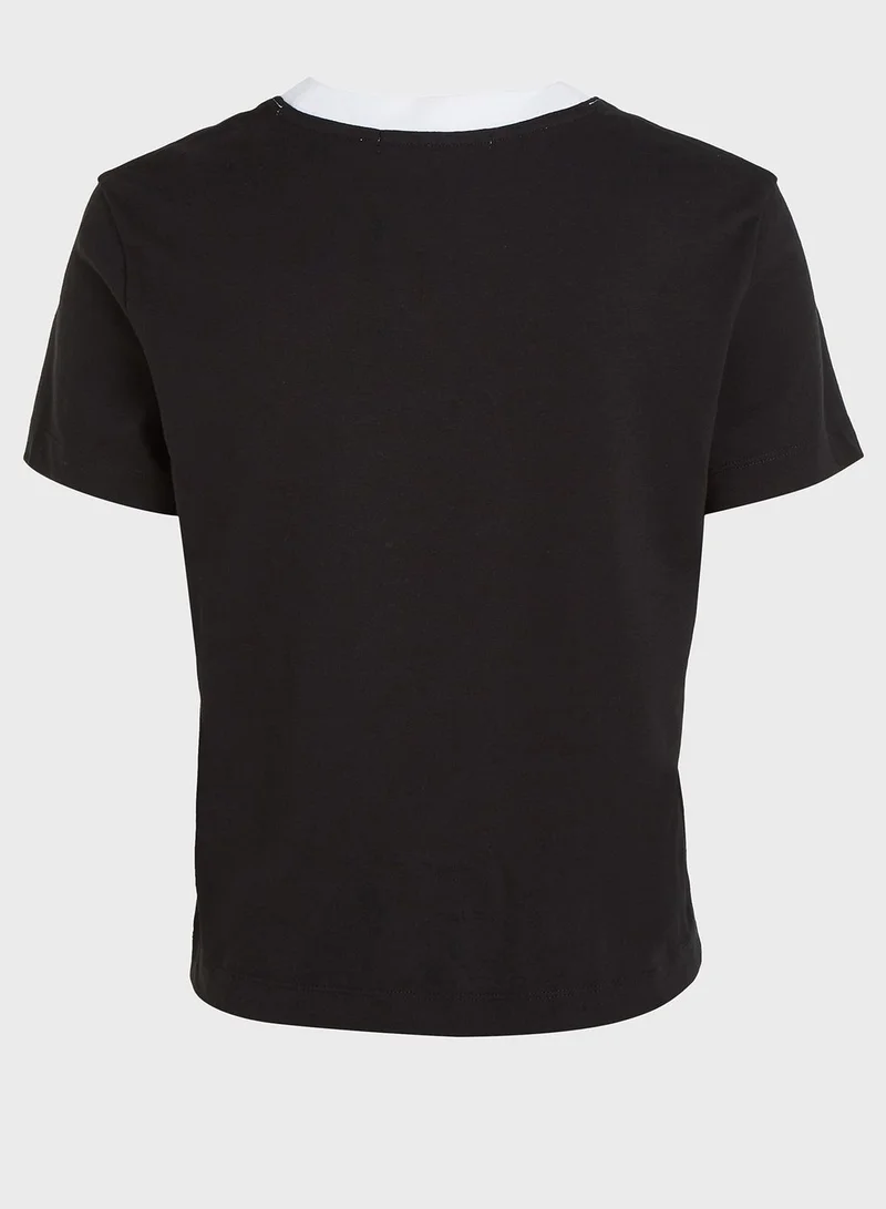 Calvin Klein Jeans Crew Neck Color Block Logo T-Shirt