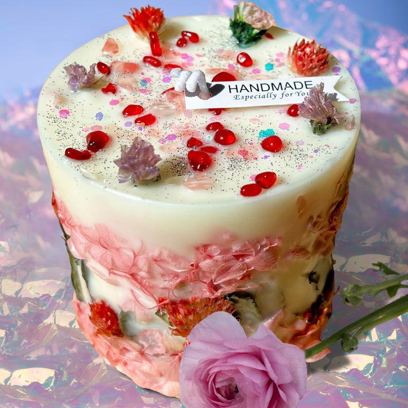 BBJohn Botanical Crystal Candle, Organic Natural Dried Flowers, Aromatherapy, Scented Fragrance, Meditation,Manifestation,Intention,Christmas,Gift for Woman (Rose Globe Amaranth, Forget-Me-Not/Hydrangea) - Image 1