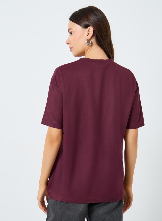 Styli Burgundy Oversized Slogan T-Shirt - Image 5