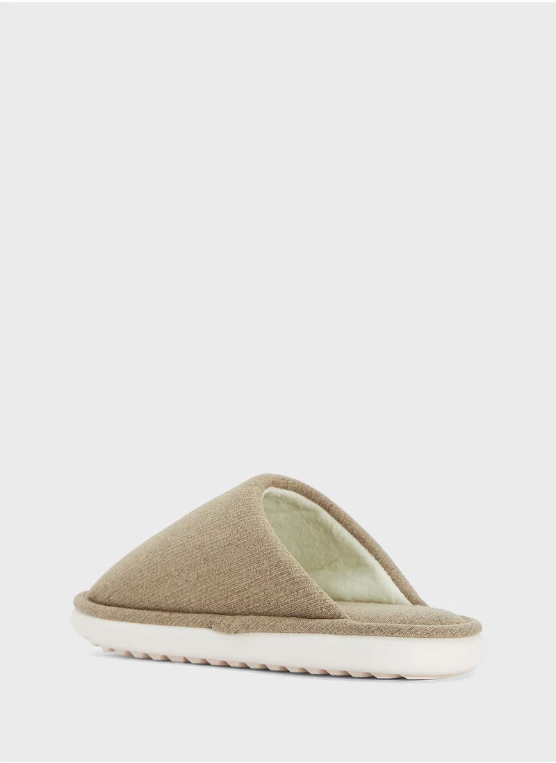 سفنتي فايف Cozy Mule Home Slippers