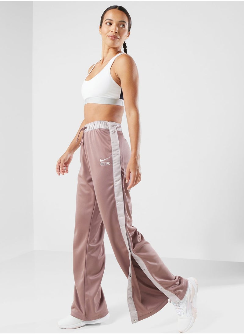 Nike - Nsw Air Mid Rise Breakaway Pants - Image 1