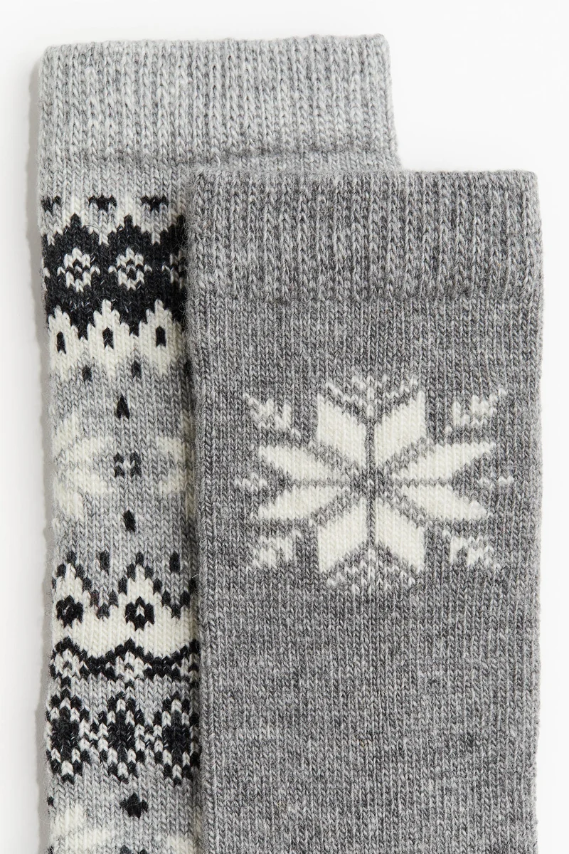 اتش اند ام عبوة جوارب من قطعتين