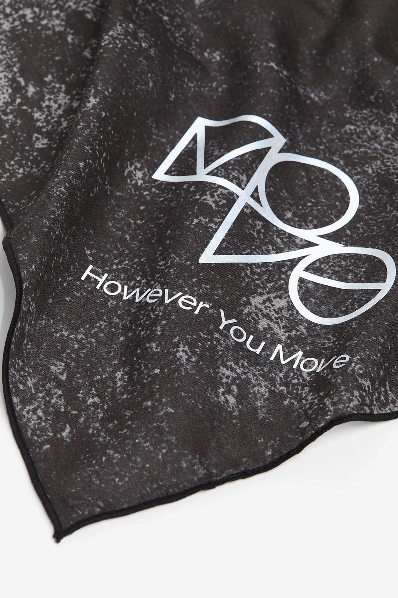 H&M Drymove™ Sports Scarf