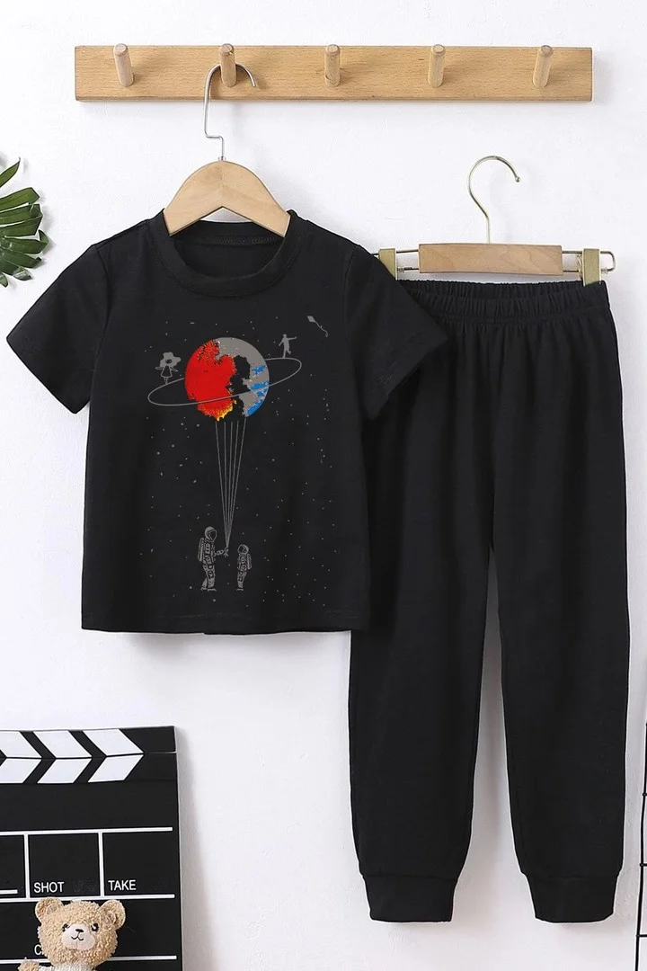 ONLYTRENDWEAR Childrens Universe Themed Bottom - Top Tracksuit Set 3-4 Years Old Black