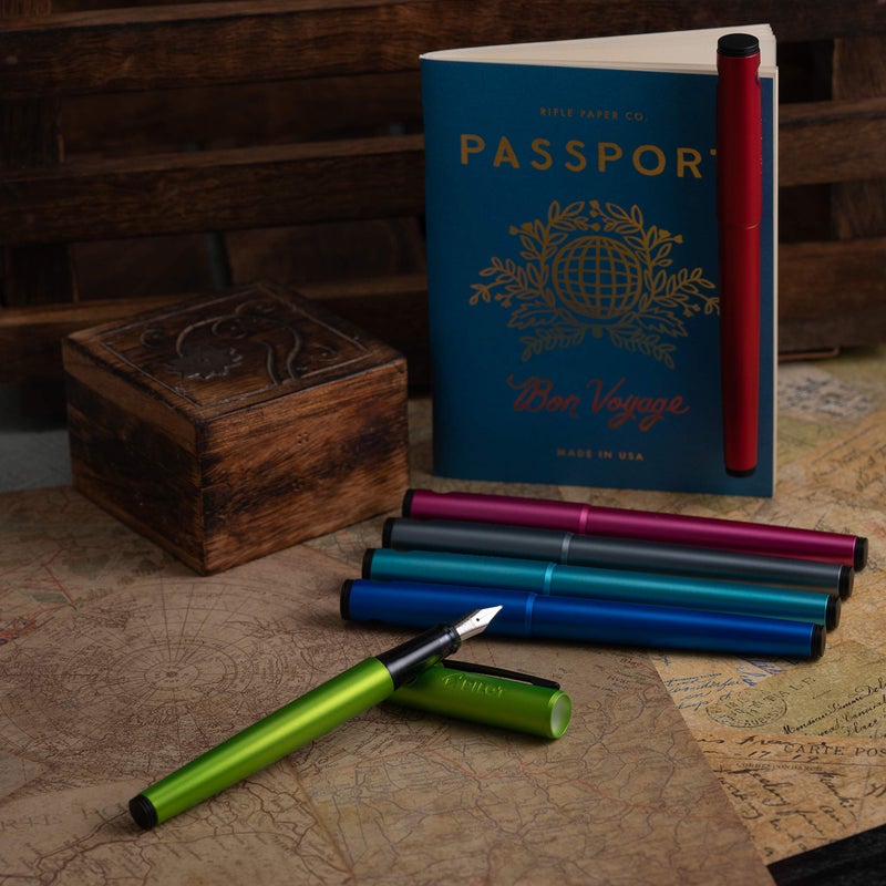 PILOT قلم حبر جاف خفيف الوزن من بايلوت إكسبلورر في علبة هدايا، يشمل محول CON-B؛ برميل رمادي، رأس متوسط (12289) - Image 4