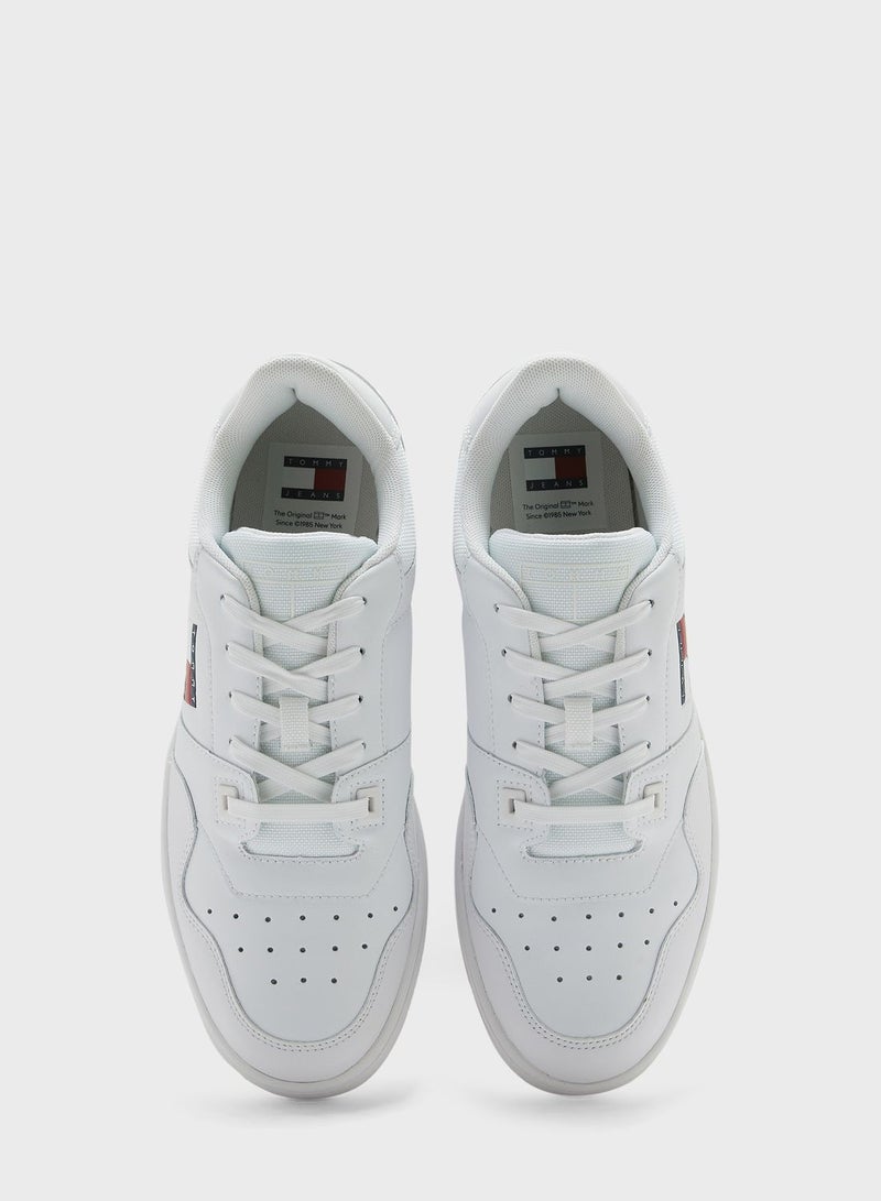 TOMMY JEANS ESSENTIAL RETRO BASKETBALL TRAINERS  - Image 4