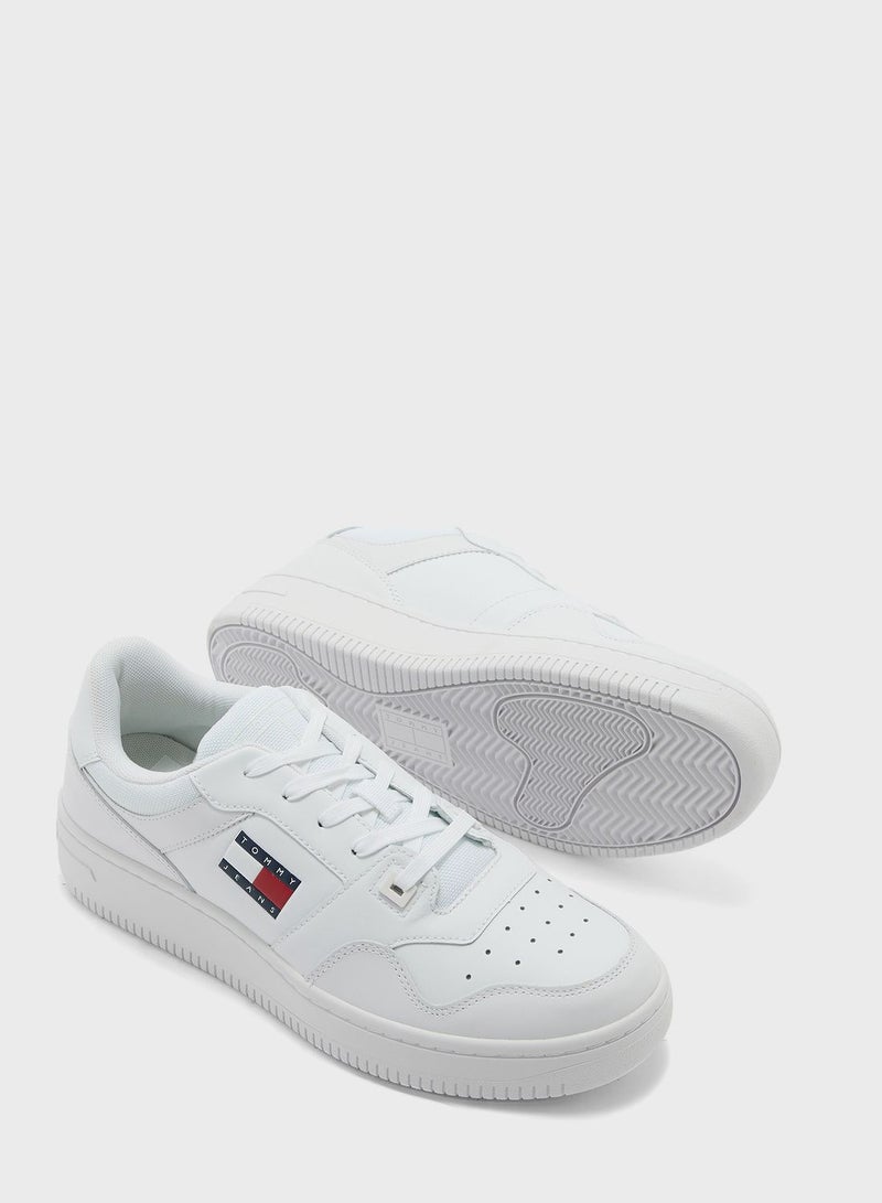 TOMMY JEANS ESSENTIAL RETRO BASKETBALL TRAINERS  - Image 3