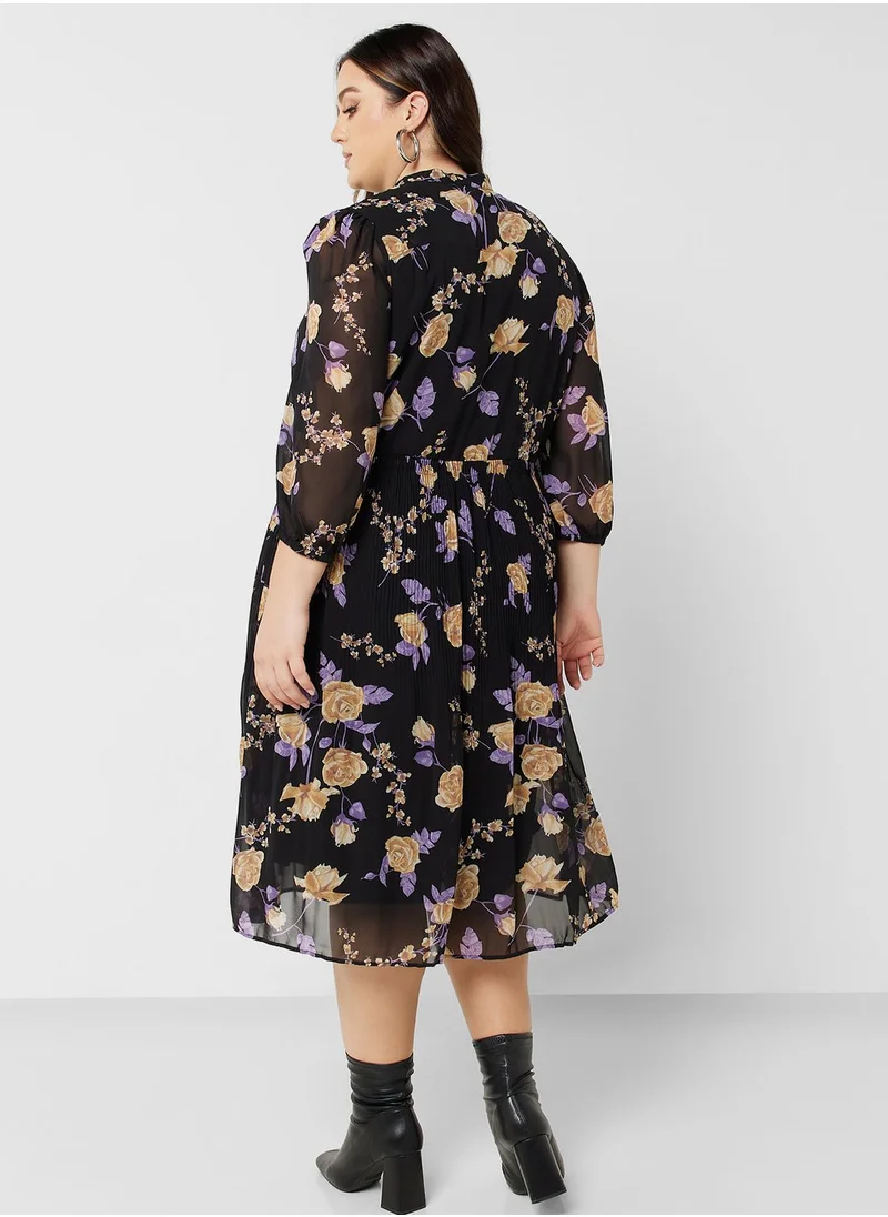 Only Carmakoma Floral Print Plisse Dress