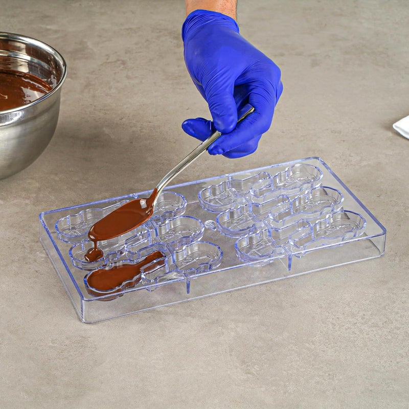 Restaurantware Pastry Tek 108 x 53 Inch Chocolate Shaping Mold 1 Freezable Candy Mold  12 Cavities ViolinShaped Clear Polycarbonate Chocolate Mold Dishwashable Easy To Release - Image 5