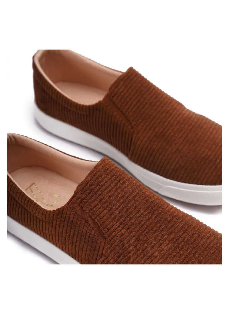 ZELDA - Low Top Sneakers - Image 1