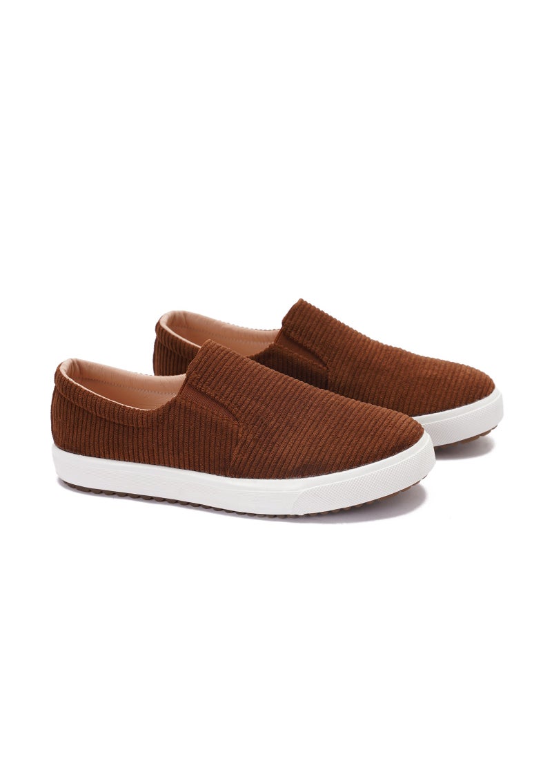 ZELDA - Low Top Sneakers - Image 1