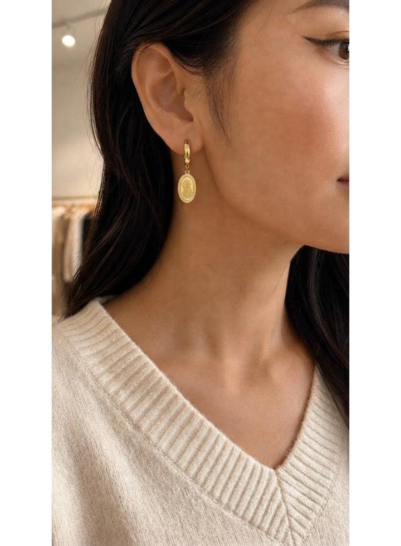 Luxuria Women's gold-colored earrings with an oval-shaped pendant (luxury classic style) - Image 5