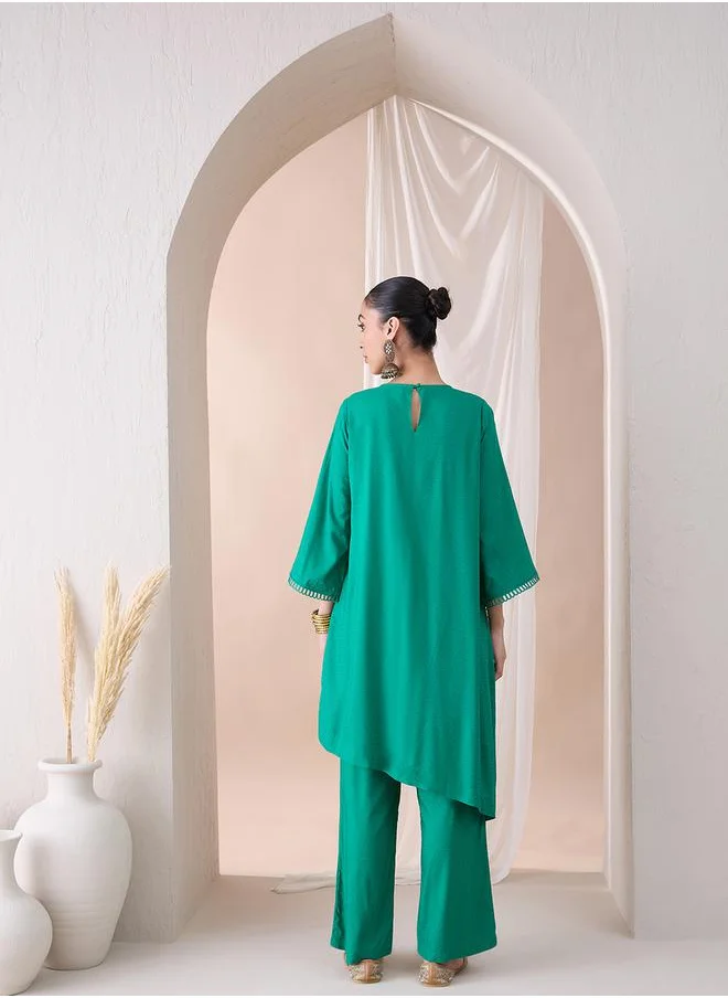 فيميلا Asymmetrical Hem Viscose Tunic with Straight Pant Co-Ords by Styli